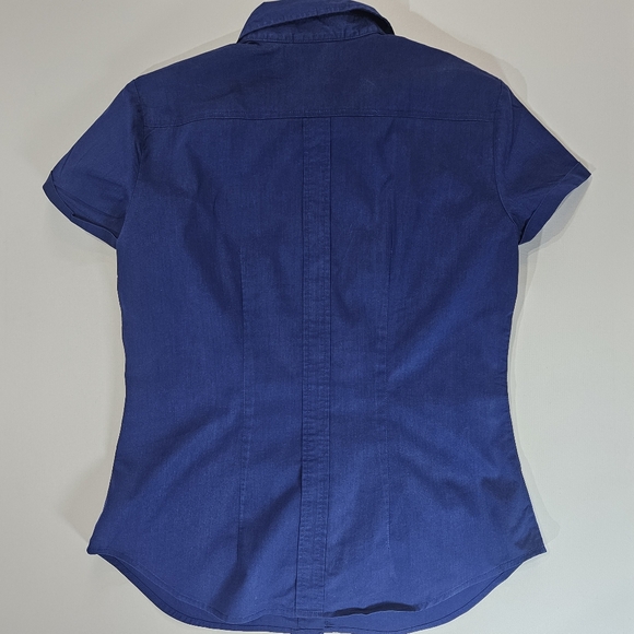 New York & Company Shirt Womens Medium Blue Short Sleeve Button Down Stretch Top - Picture 4 of 5